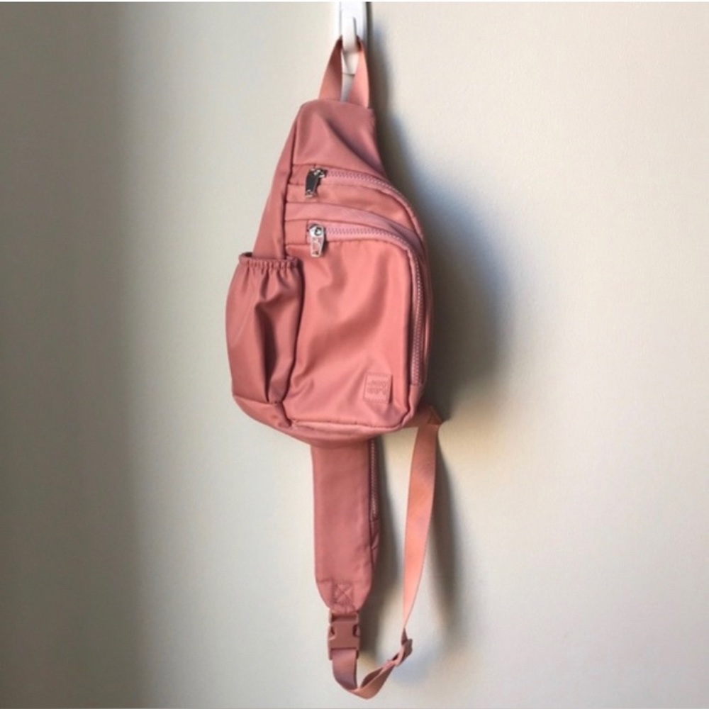 Pink sling bag JoyLab